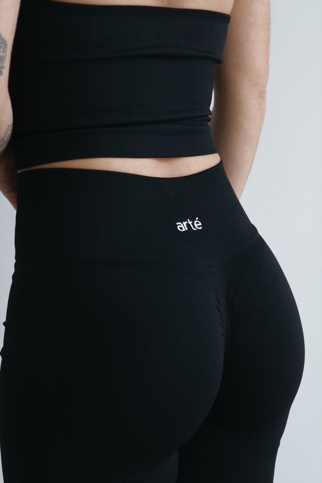 Leggings arté súper push up – Tiro Alto